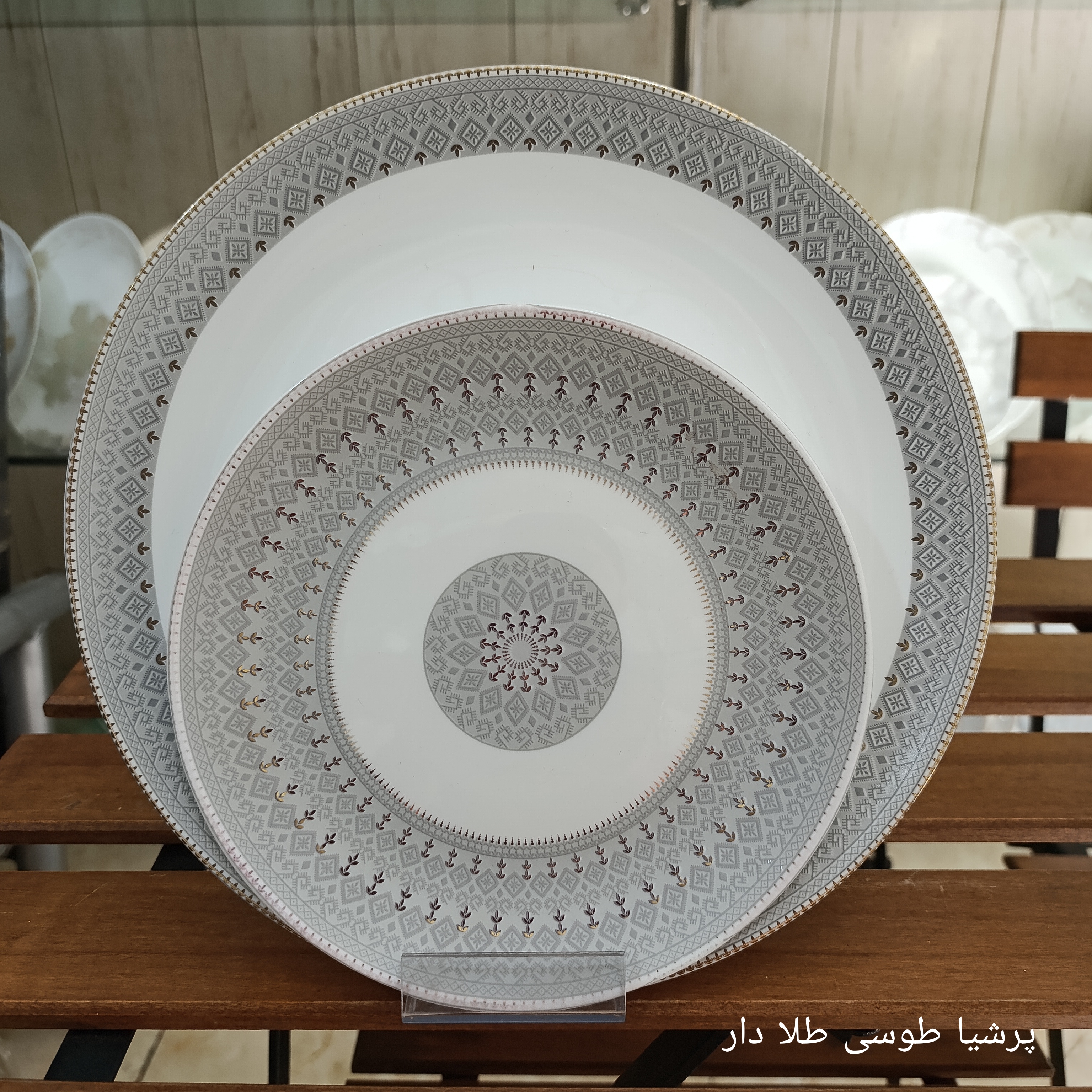 سرویس آرکوپال 26 پارچه طرح پرشیا طوسی قالب گرد برند آنیسون (کارخانه مقصود)