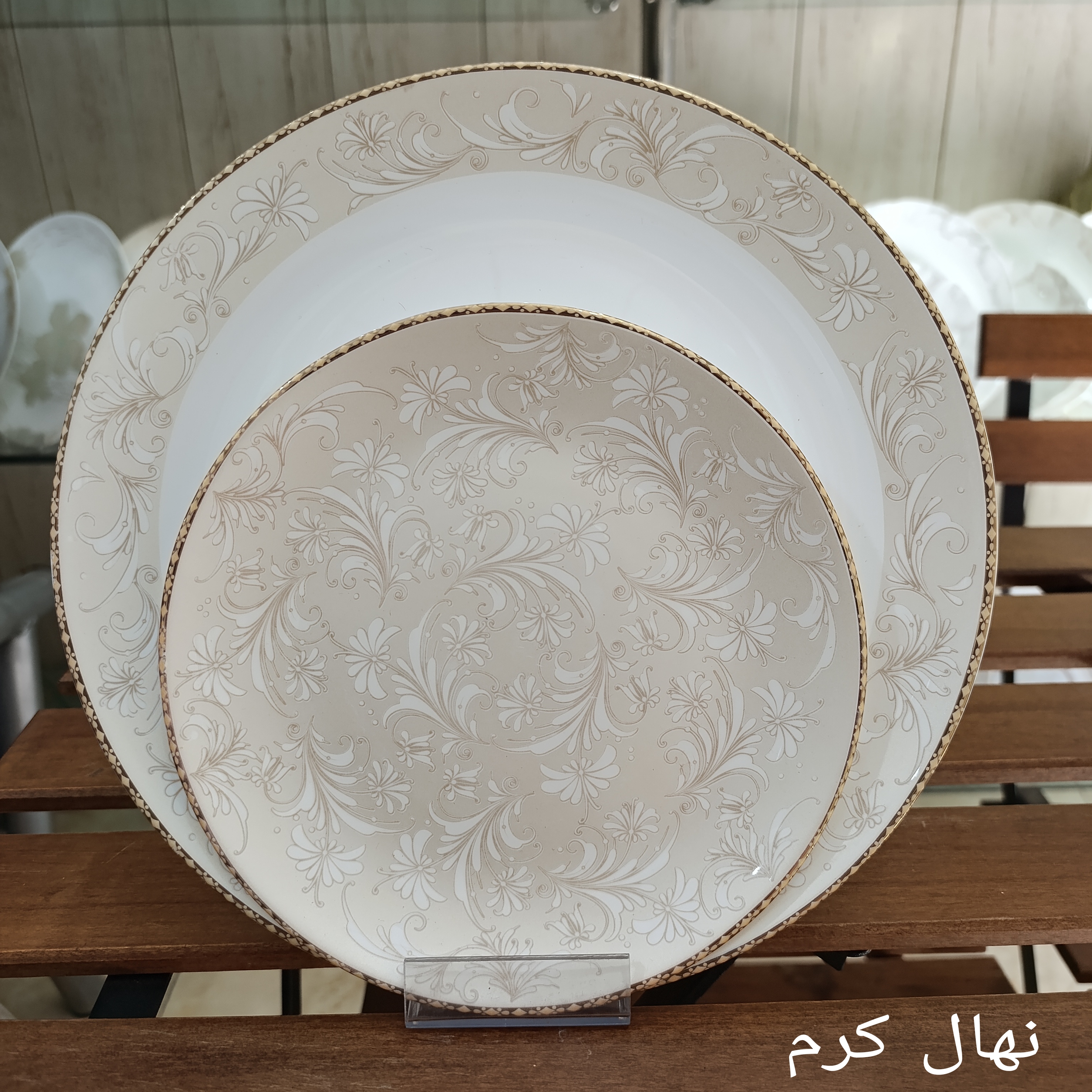 سرویس آرکوپال 26 پارچه طرح نهال کرم قالب گرد برند آنیسون (کارخانه مقصود)