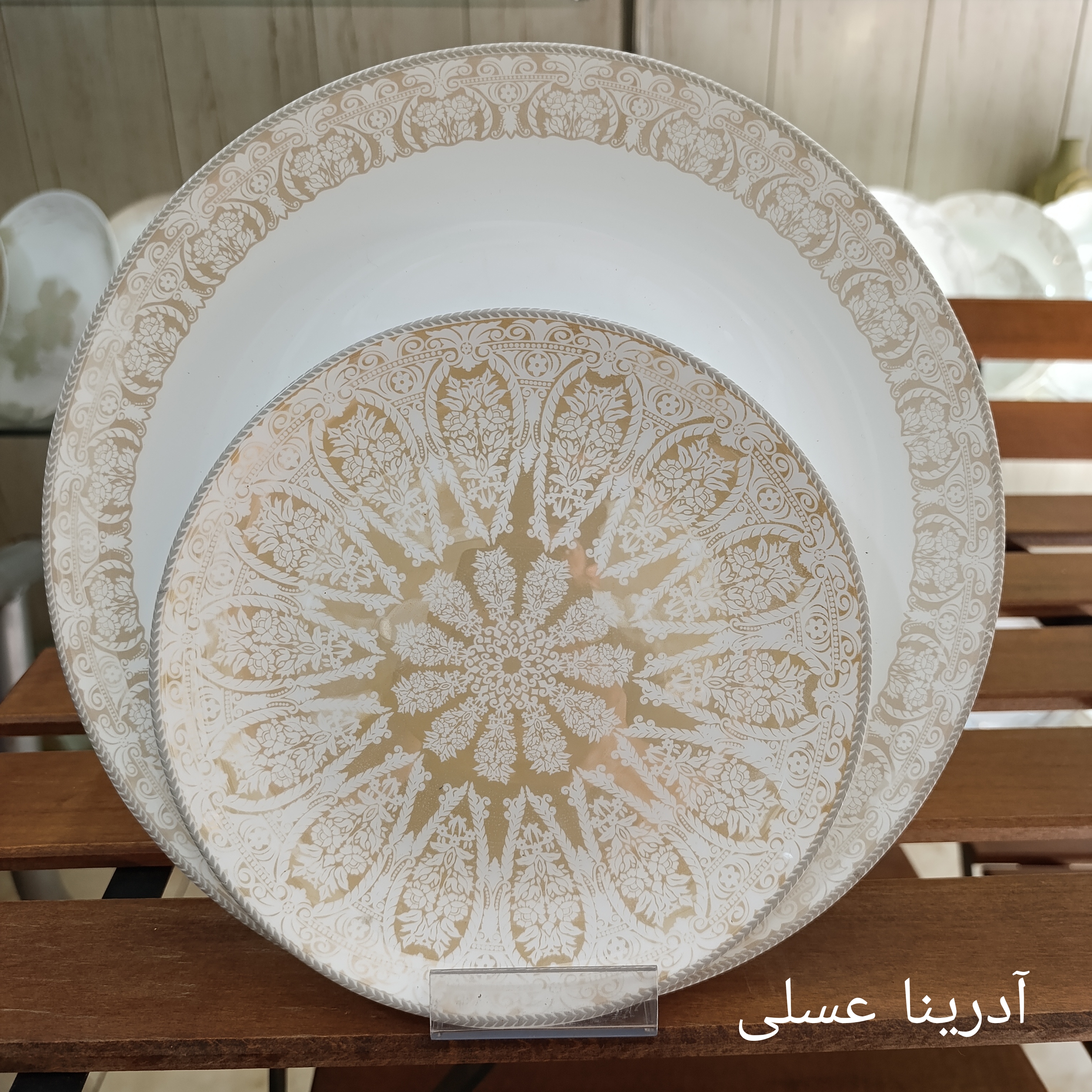 سرویس آرکوپال 26 پارچه طرح آدرینا عسلی برند آنیسون (کارخانه مقصود)