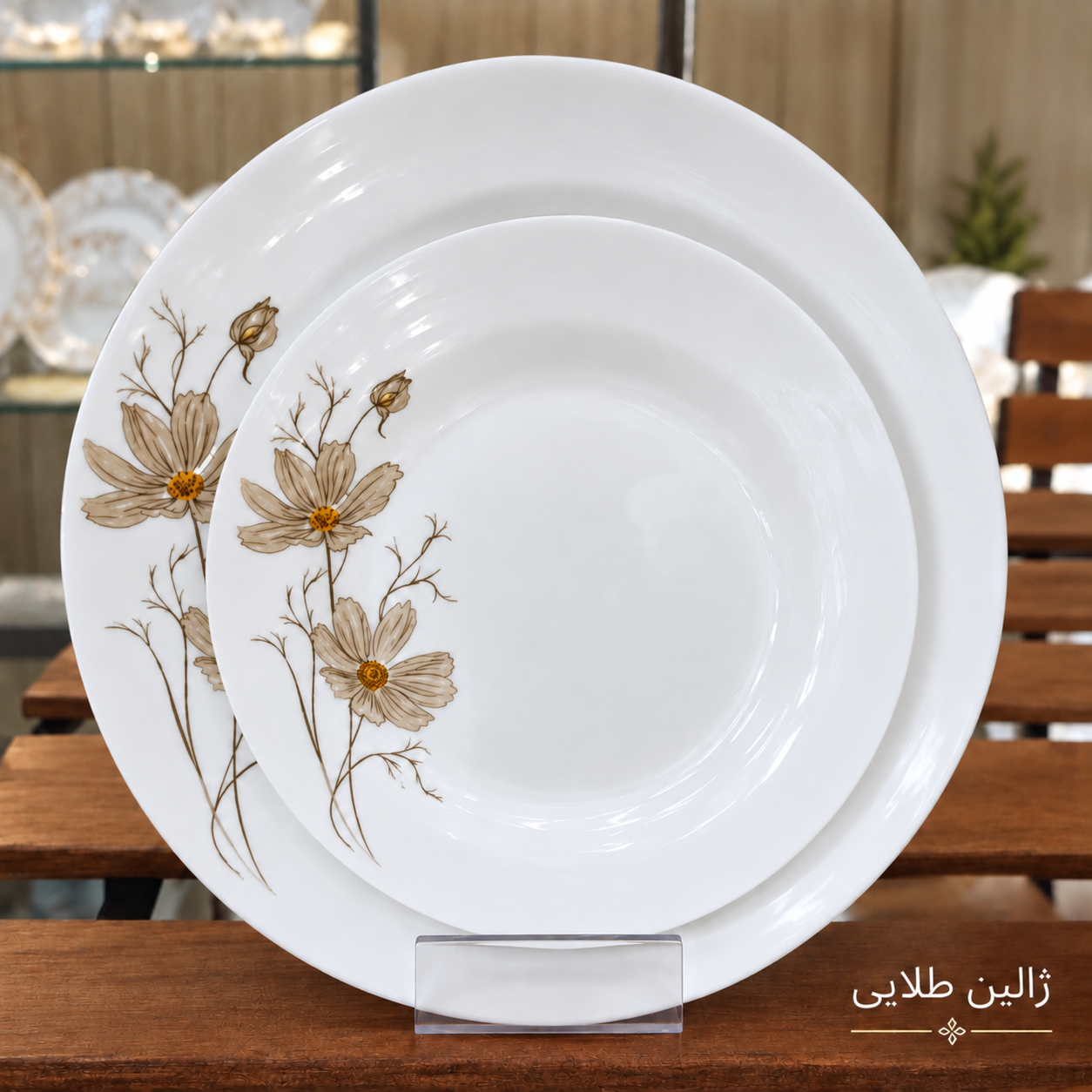 سرویس آرکوپال 26 پارچه طرح ژالین طلایی قالب گرد لب ساده برند آیرا اپال (کارخانه مقصود)